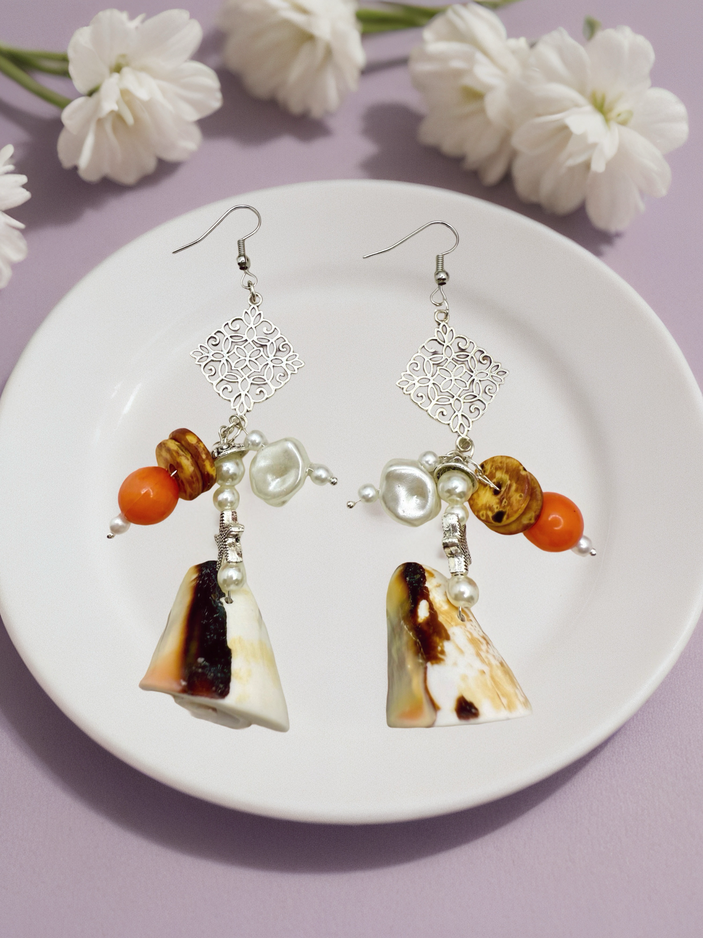Sea paradise Shell and pearl hook earrings