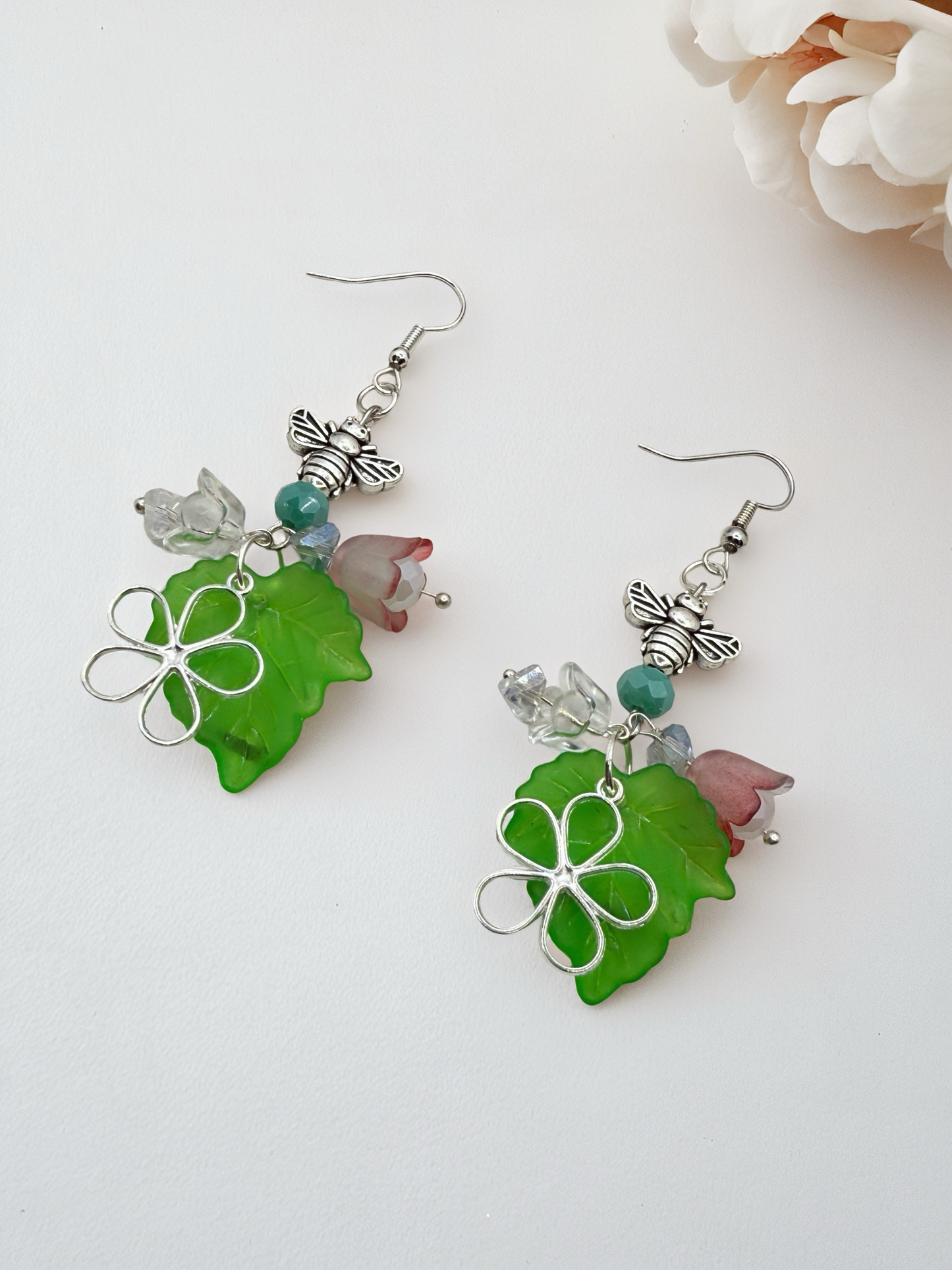 Green Leaf Dangle Hook Earrings