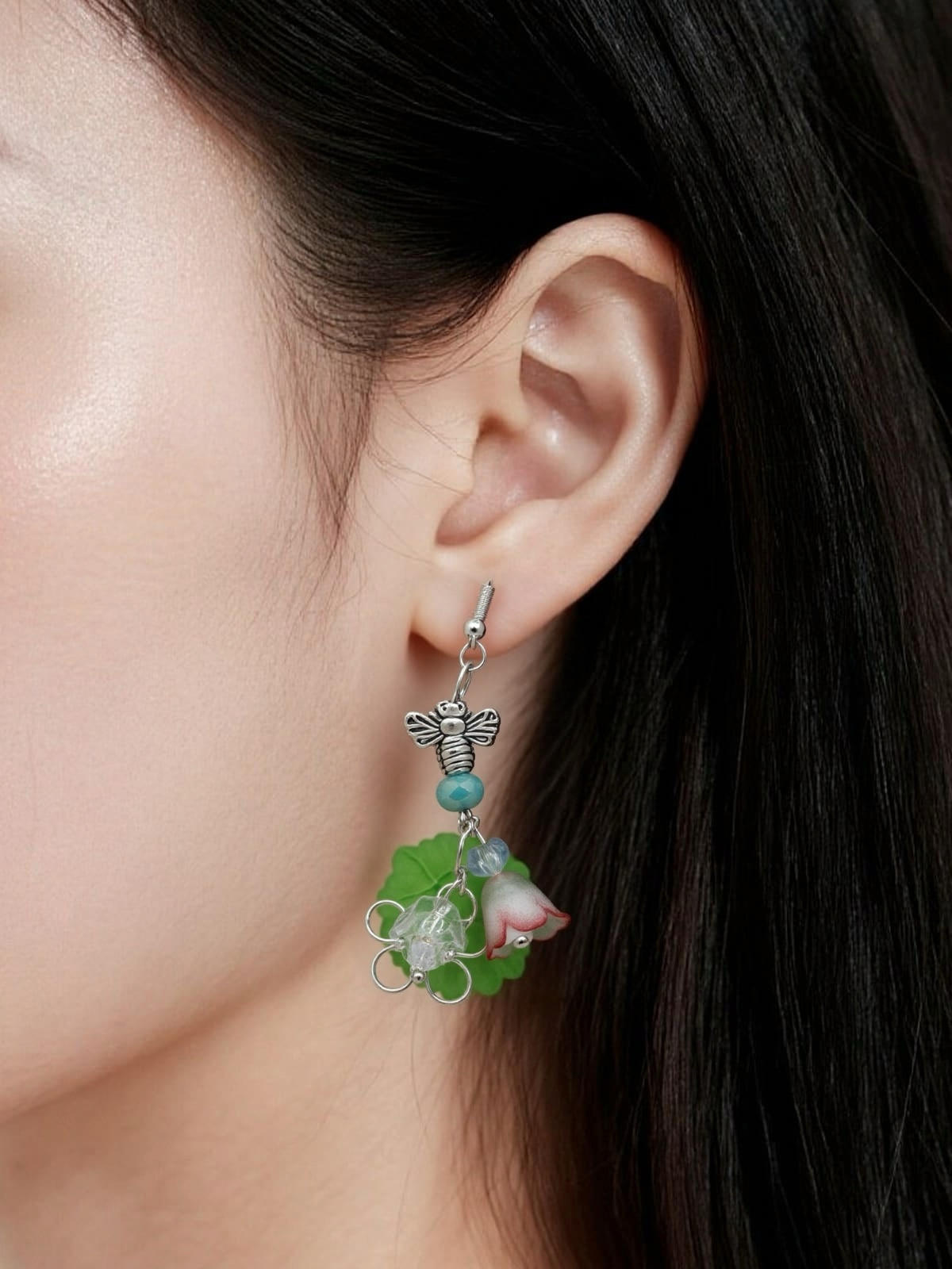 Green Leaf Dangle Hook Earrings
