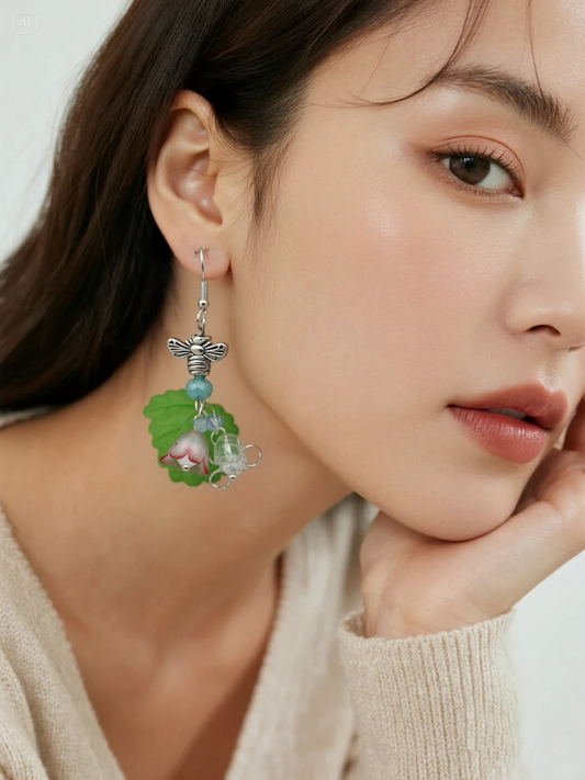 Green Leaf Dangle Hook Earrings